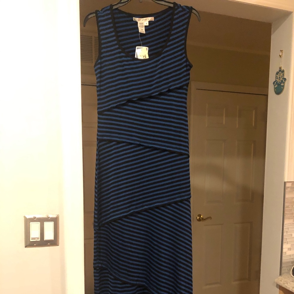 Max studio dress